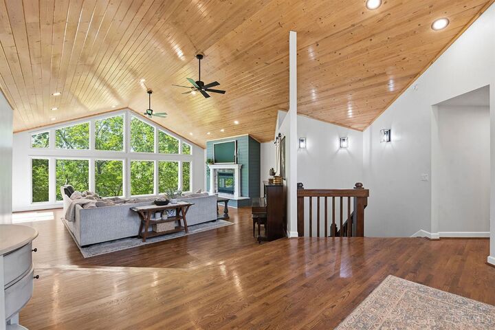Property Photo: 183 Congress Run Road OH 45215