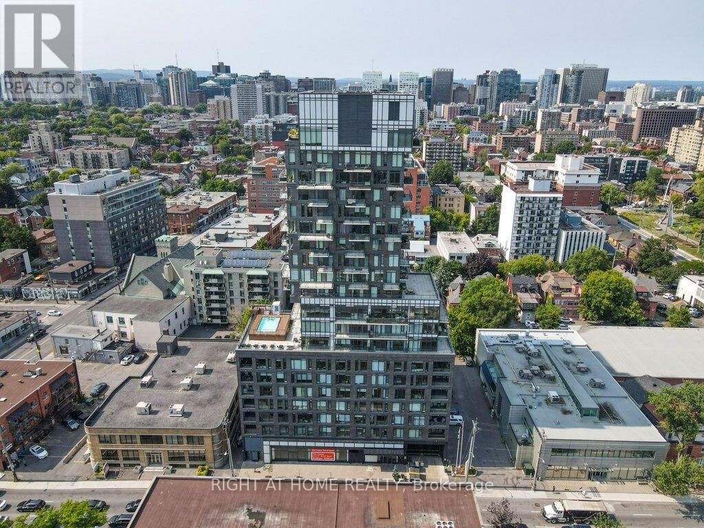 Property Photo:  203 Catherine Street 705  ON K2P 1J5 