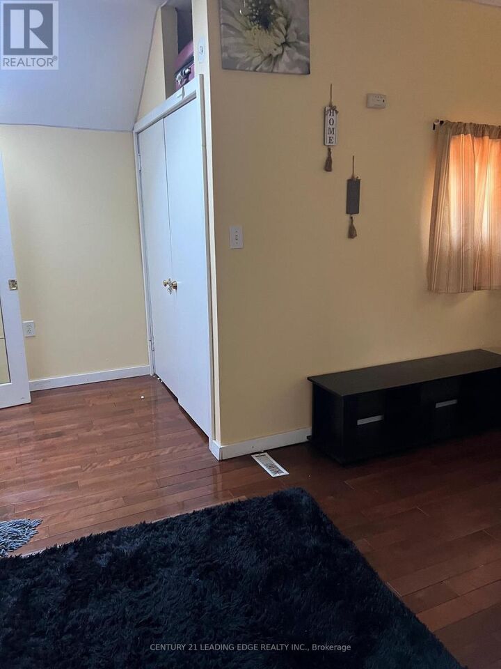 Property Photo:  10 Lailey Street  ON L2M 5G8 