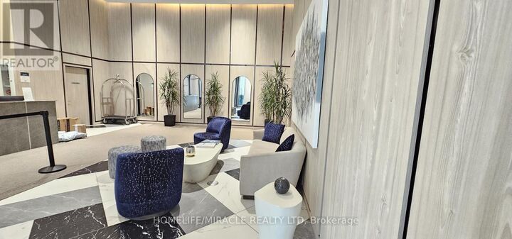 Property Photo:  395 Bloor Street 1107  ON M4W 0B4 