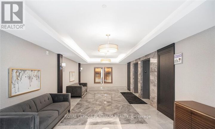 Property Photo:  125 Shoreview Place 233  ON L8E 0K3 