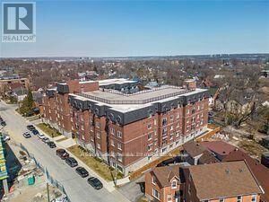 Property Photo:  501 Frontenac Street 104  ON K7K 4L9 