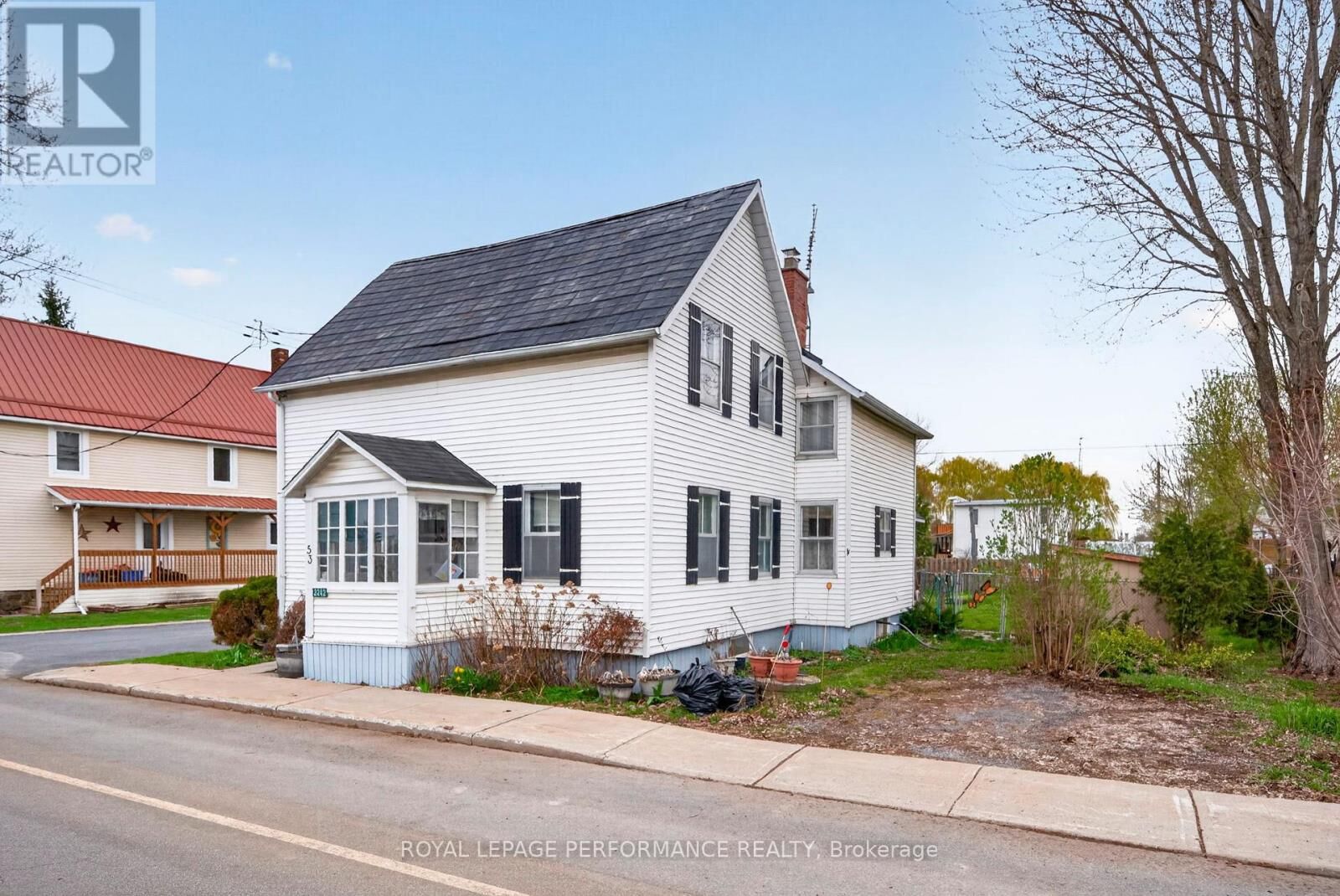 Property Photo:  3242 Avonmore Main Street  ON K0C 1C0 