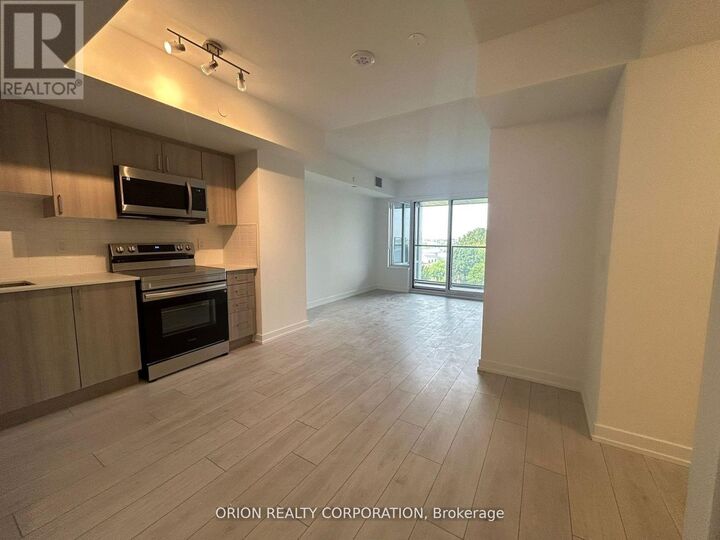 Property Photo:  556 Marlee Avenue 527  ON M6B 0B1 