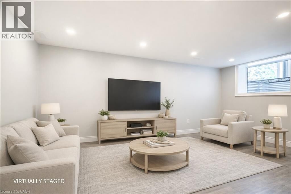 Property Photo:  5482 Randolph Crescent 2  ON L7L 3C5 