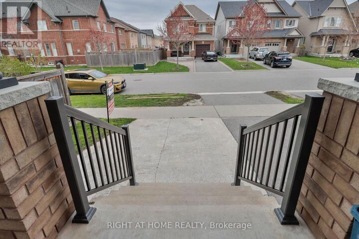 Property Photo:  186 Cosgrove Drive  ON L1L 0K5 