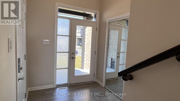 Property Photo:  580 Lilith Street  ON K2J 6Z5 