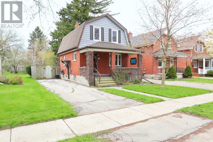 Property Photo:  70 Mc Nab Street  ON N5A 1Z2 
