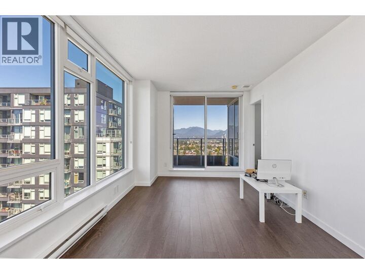 Property Photo:  5515 Boundary Road 2902  BC V5R 0E3 