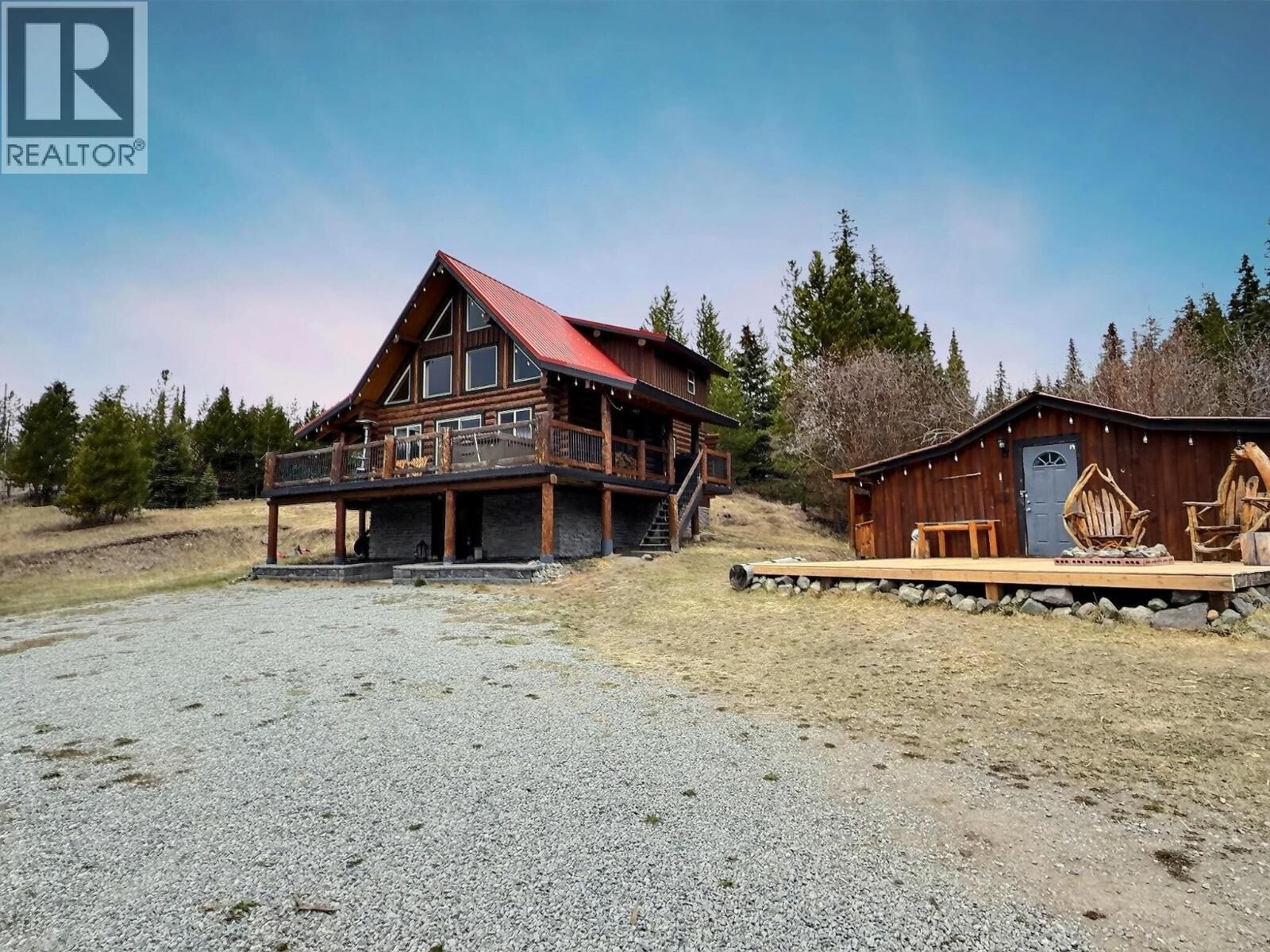 Property Photo: 4889 Pine Ridge Way BC V0E 1W0