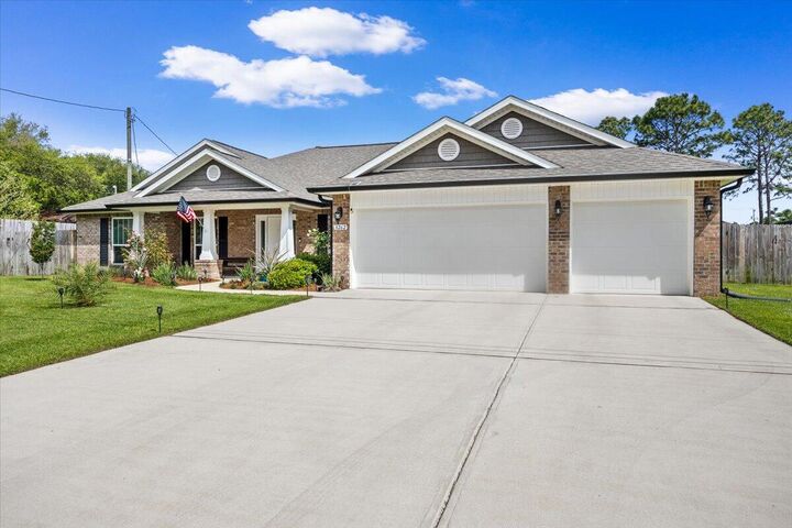 Property Photo:  8262 Verano Street  FL 32566 