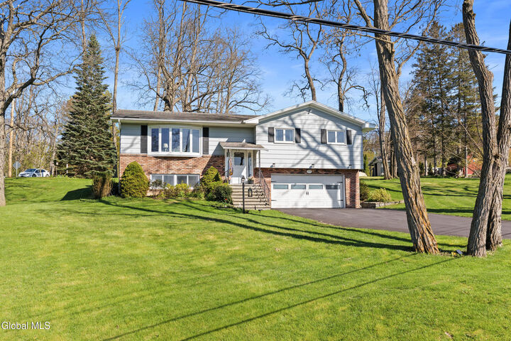 Property Photo:  133 Hilgert Parkway  NY 12157 