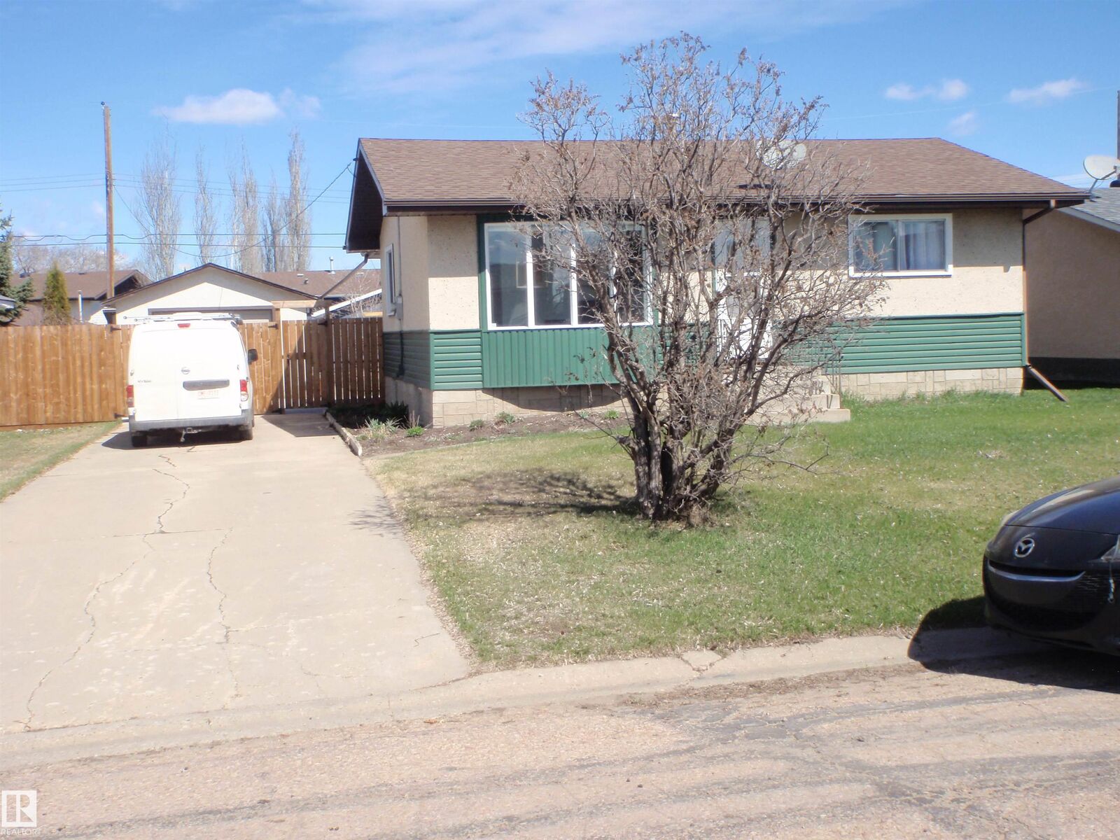 Property Photo:  4510 57 Avenue  AB T7N 1K2 