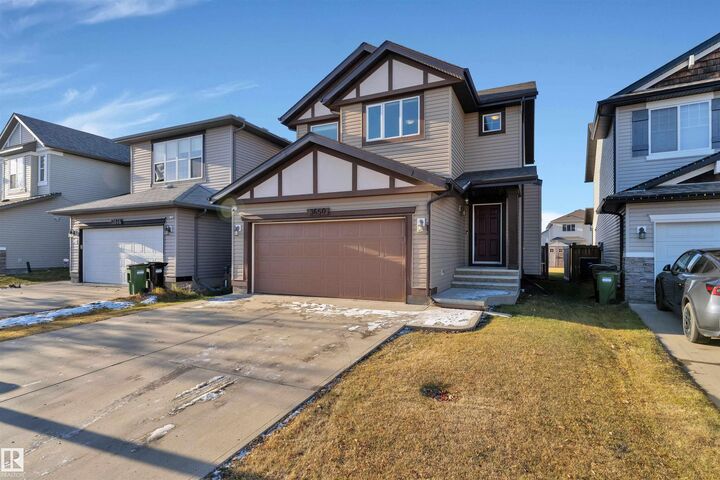 Property Photo:  3650 13 Street NW  AB T6J 0J5 