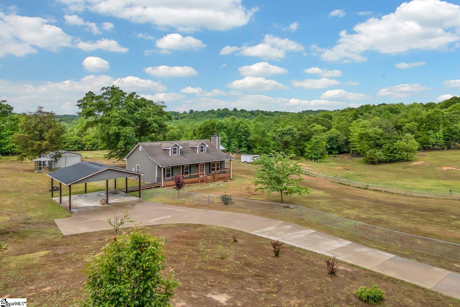 Property Photo:  4084 Pacolet Highway  SC 29372 