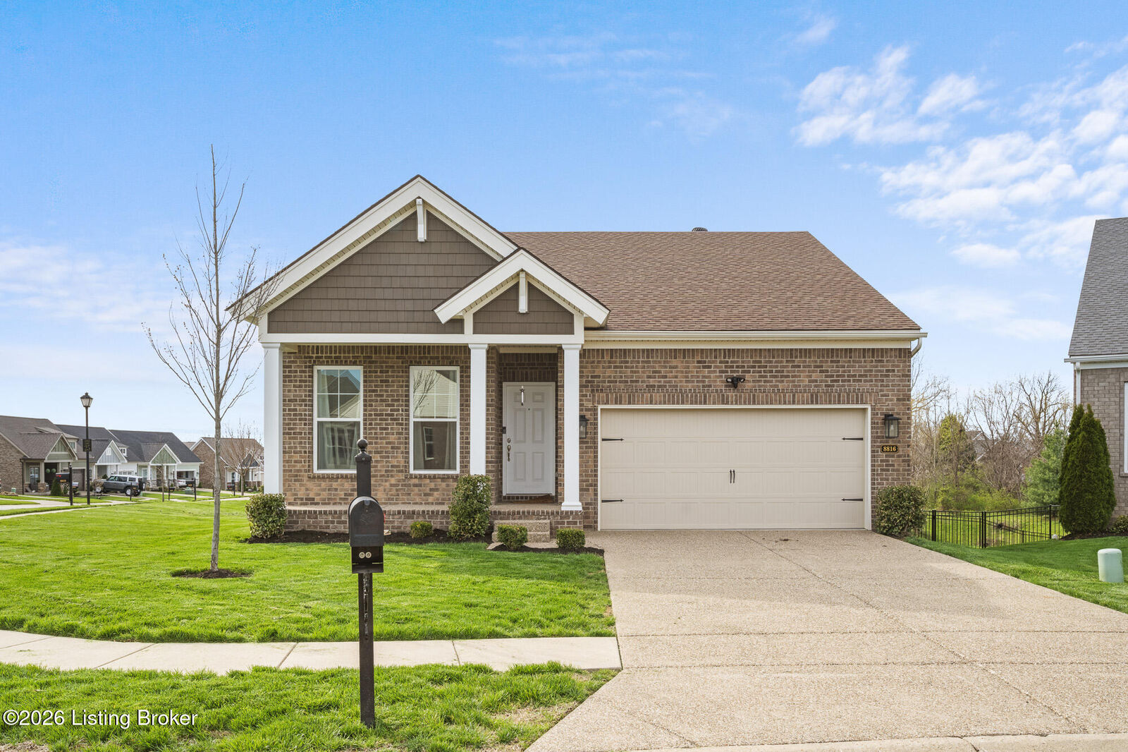 Property Photo:  8816 Sanctuary Ln  KY 40291 