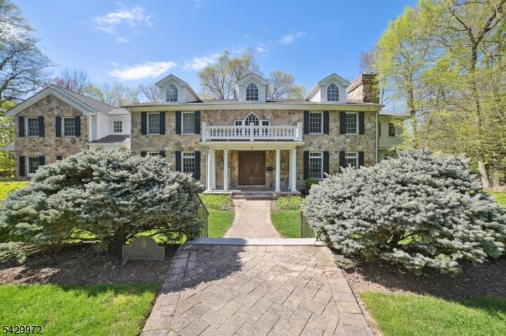 Property Photo: 9 Bishops Ln NJ 07078