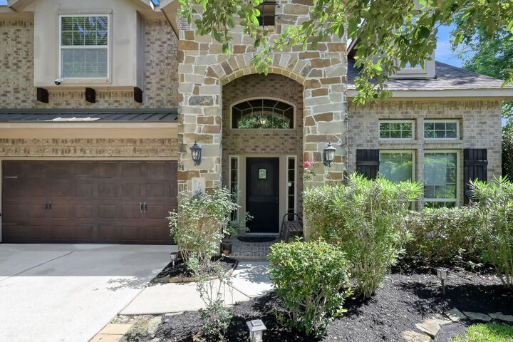 Property Photo:  403 Kinderwood Trail  TX 77316 