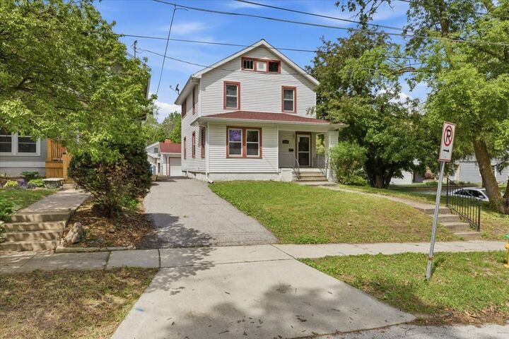 Property Photo:  1248 37th Street  IA 50311 