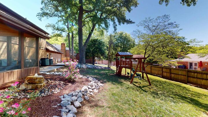Property Photo:  7277 Nottingham Drive  IN 47630 