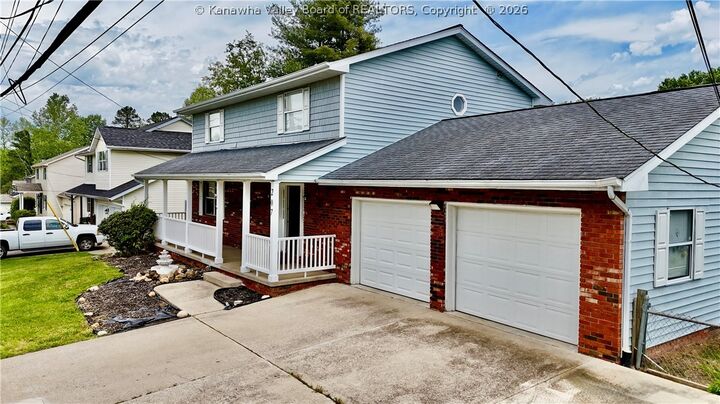 Property Photo:  207 Taylor Drive  WV 25526 