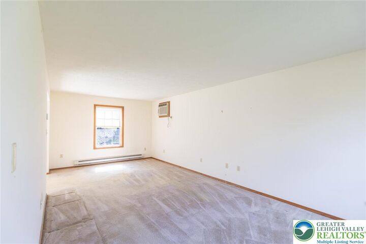 Property Photo:  272 Schoolhouse Road  PA 18302 