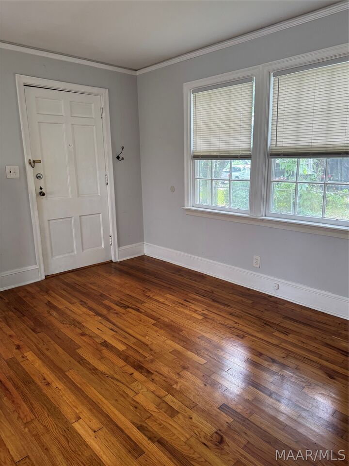 Property Photo:  2028 Ridge Avenue  AL 36106 