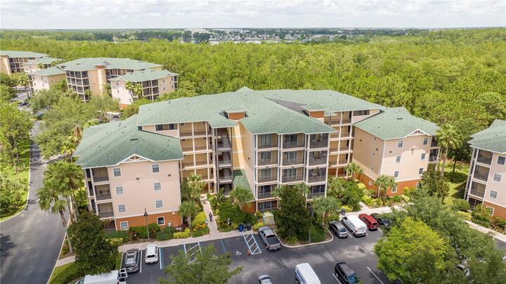 Property Photo:  3050 Pirates Retreat Court 408  FL 34747 