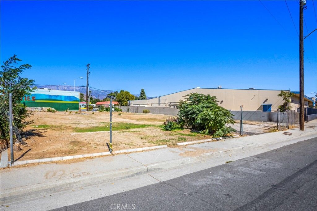 Property Photo:  579 W Livingston  CA 92220 