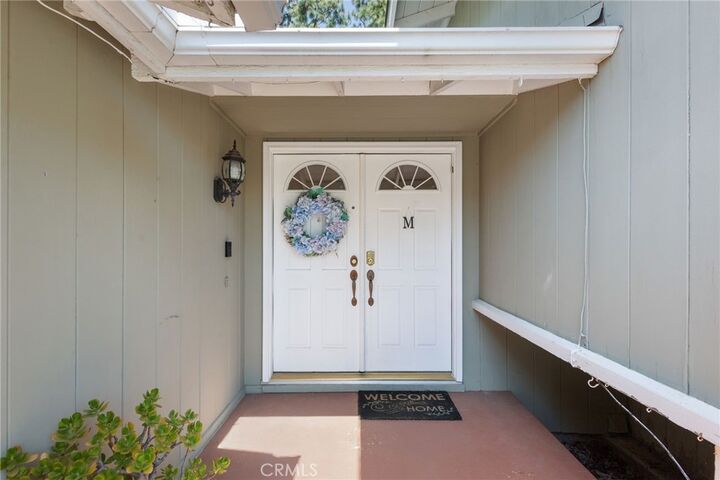 Property Photo: 5522 Modena CA 91301