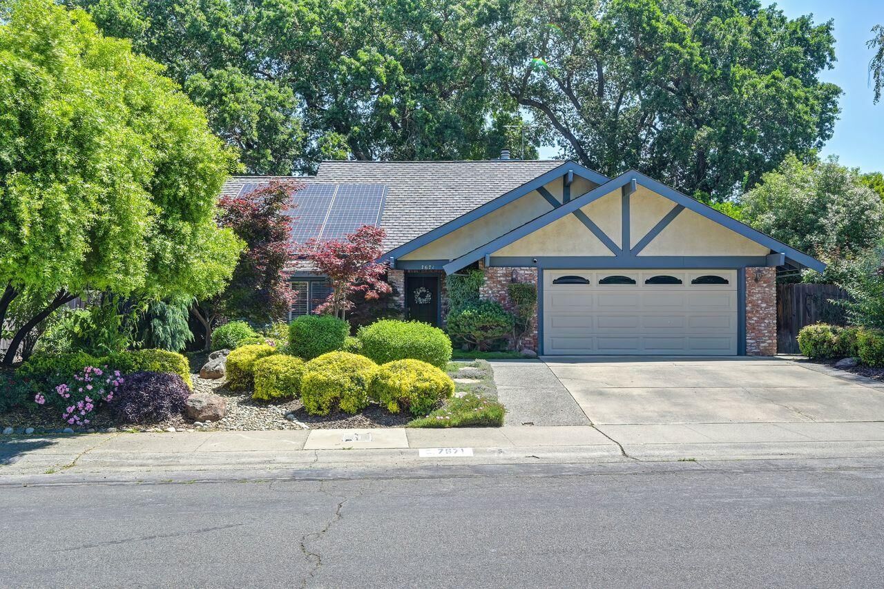 Property Photo:  7671 Greenhaven Drive  CA 95831 
