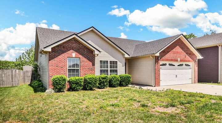 Property Photo:  1485 Coronado Dr  TN 37042 