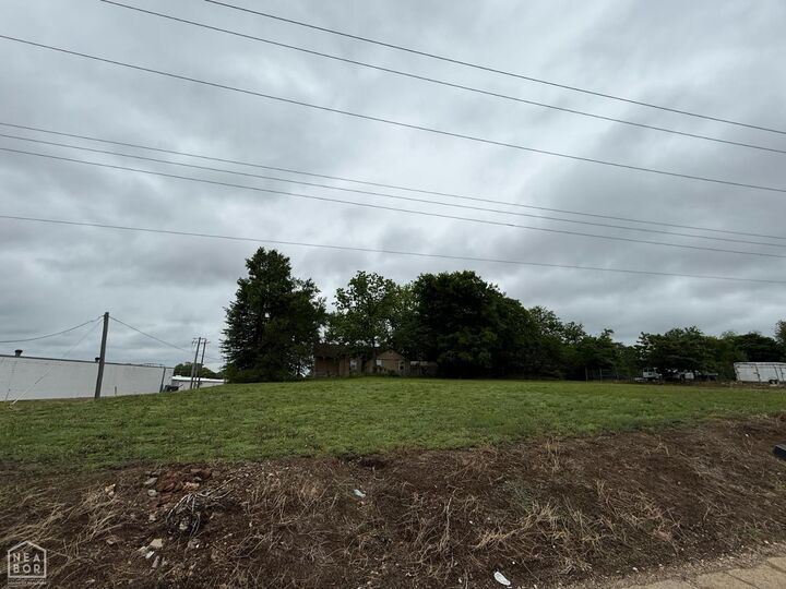 Property Photo:  406 Front Street  AR 72401 