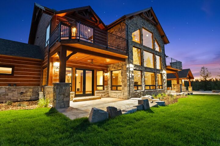 Property Photo:  290 Good Medicine Drive  MT 59937 