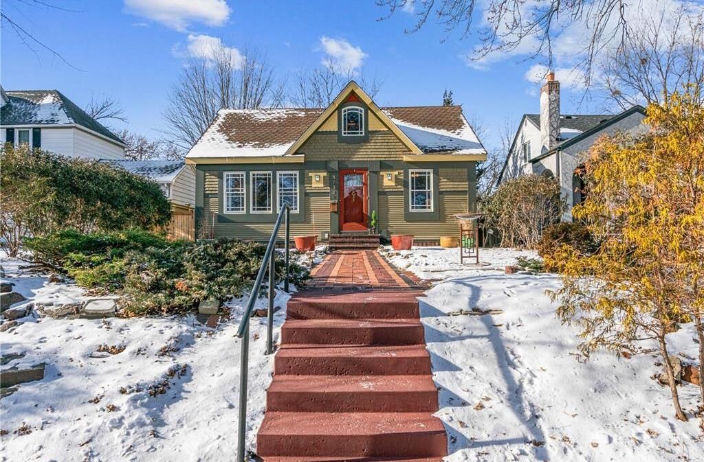 Property Photo:  5732 Wentworth Avenue  MN 55419 