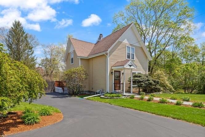 Property Photo:  56 S. Worcester St  MA 02466 