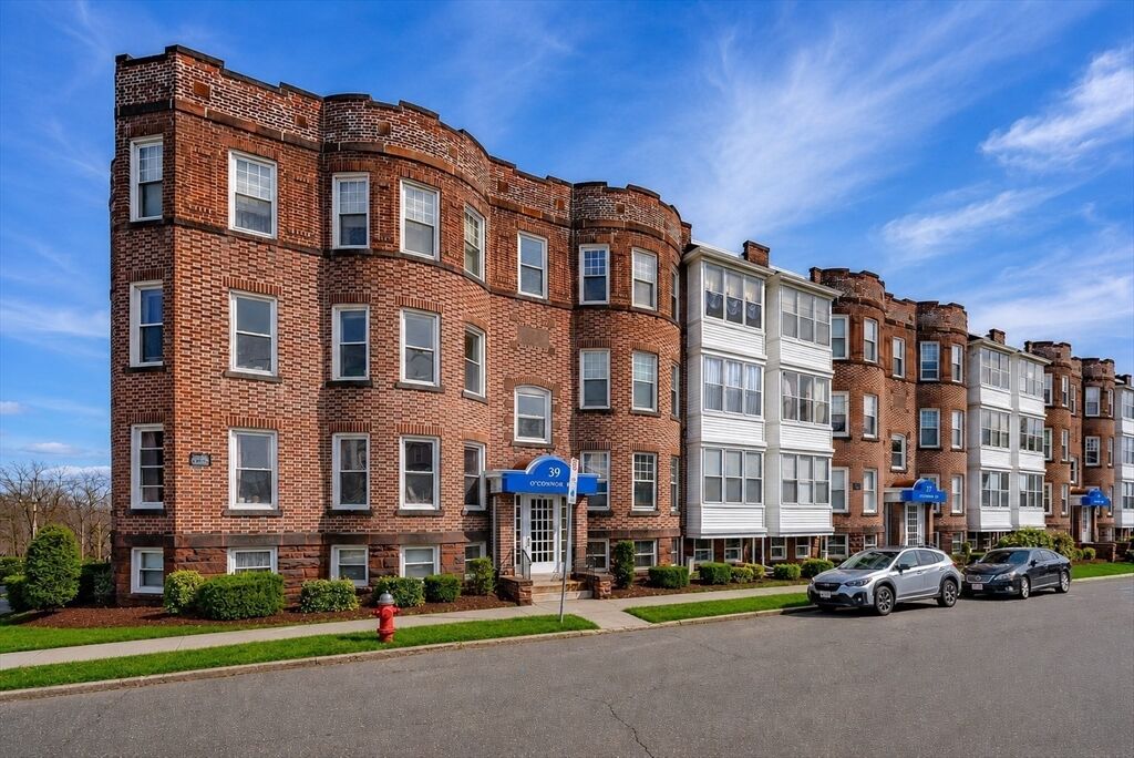 Property Photo:  35 O'Connor Ave 2L  MA 01040 