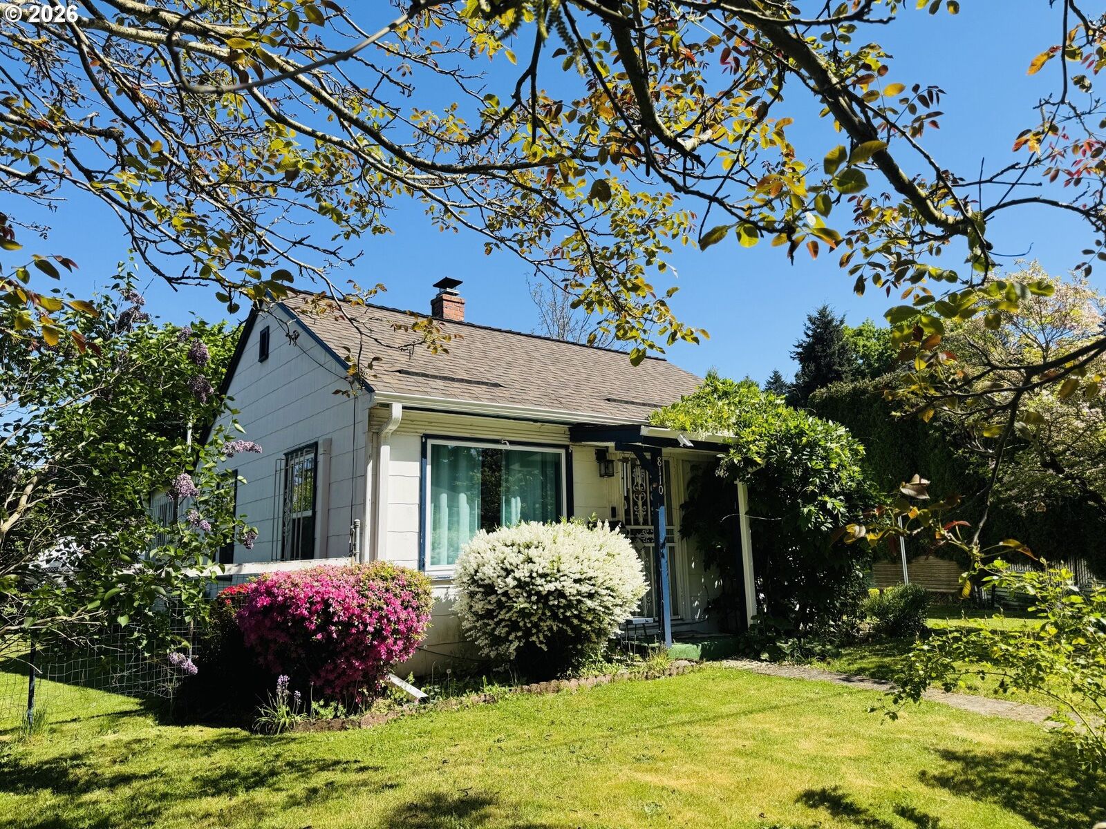 Property Photo:  8110 N Dana Ave  OR 97203 