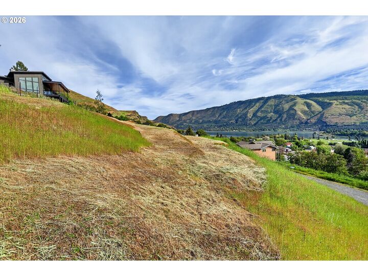 Property Photo:  Columbia Dr  WA 98635 