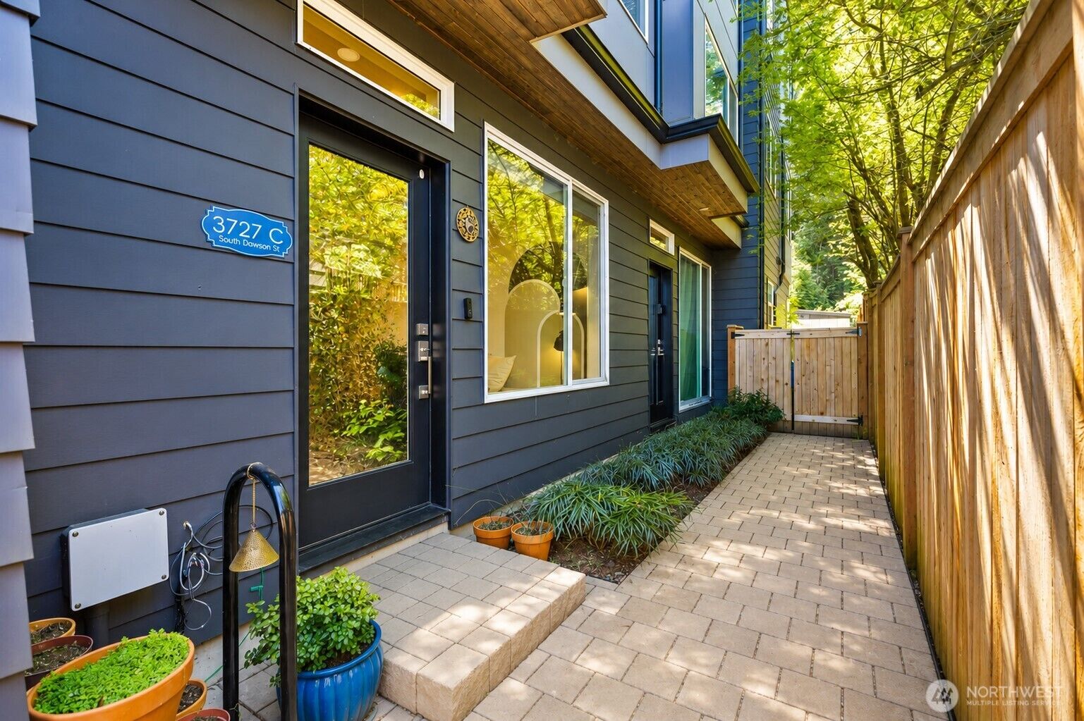 Property Photo: 3727 S Dawson Street Unit C WA 98118
