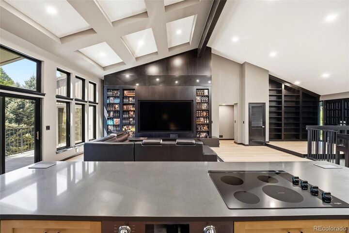 Property Photo:  27 Beacon Hill Lane  CO 80111 