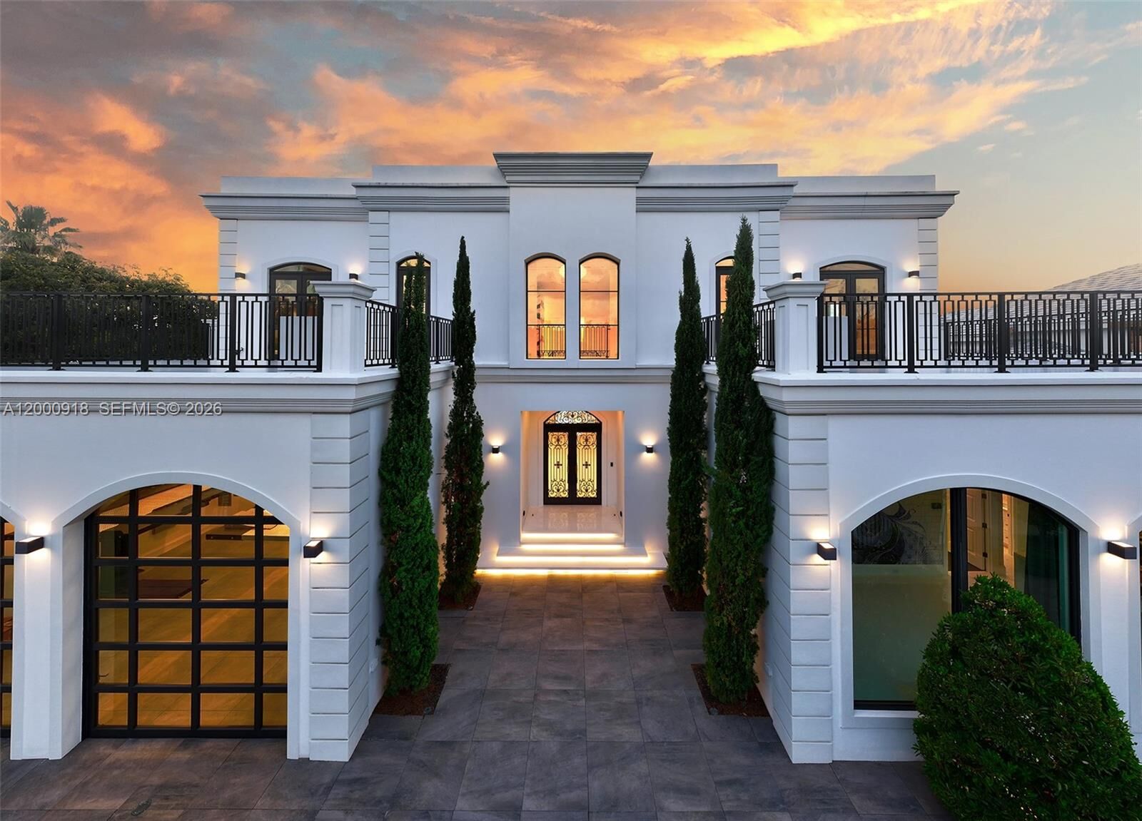 Property Photo:  1239 Middle River Dr  FL 33304 
