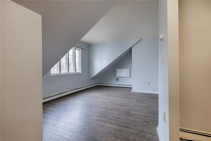 Property Photo:  56 Park Avenue 302  CT 06604 