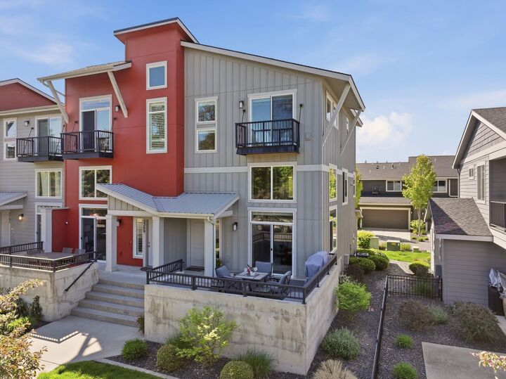 Property Photo: 2211 W Bridge Ave WA 99201