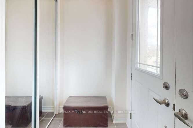 Property Photo: 8 Tomporowski Trail ON L9R 0T9