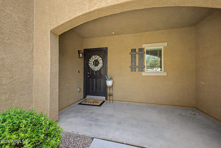 Property Photo:  240 W Juniper Avenue 1140  AZ 85233 