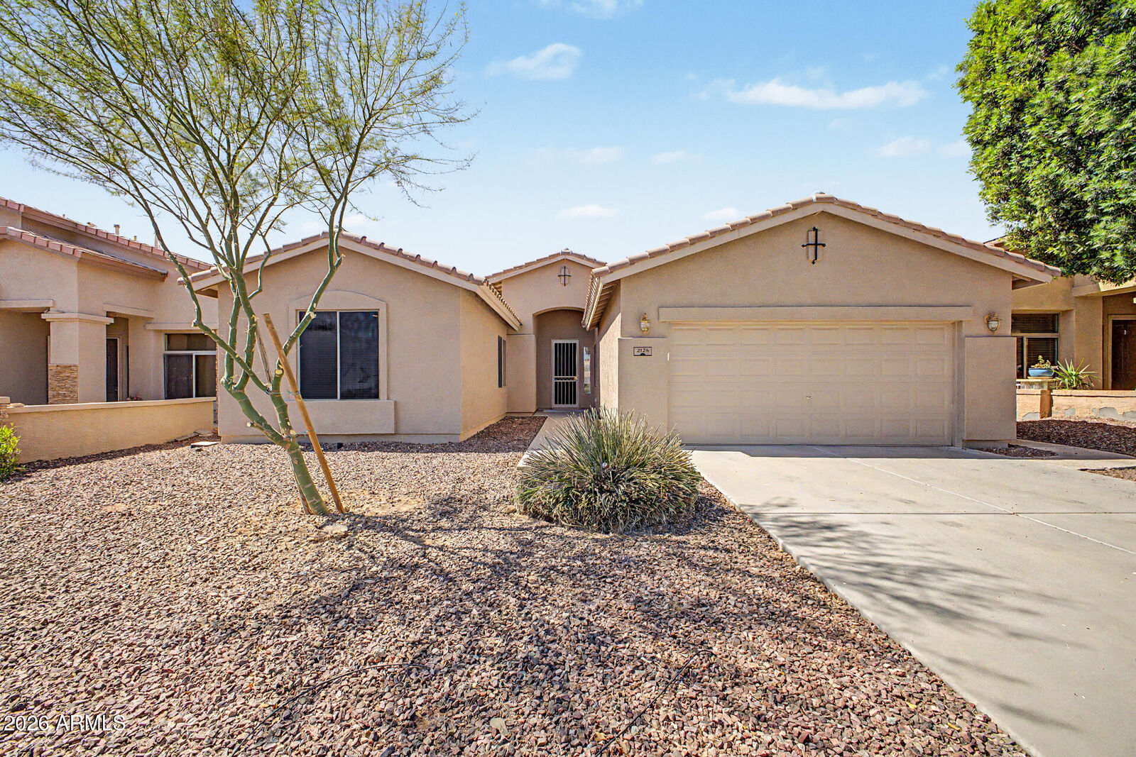 Property Photo:  2124 W Red Bird Road  AZ 85085 