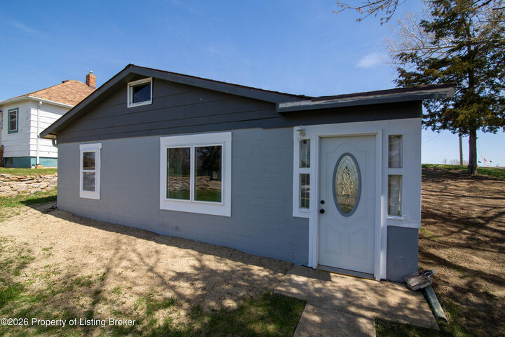 Property Photo:  101 Illinois Avenue  ND 58646 