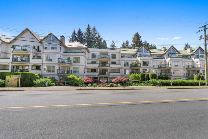Property Photo:  33280 E Bourquin Crescent 408  BC V2S 7K2 