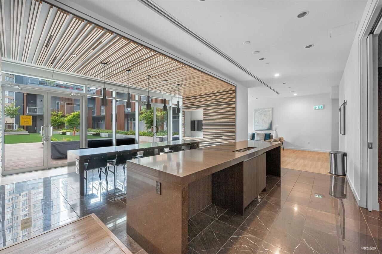 Property Photo:  6080 McKay Avenue 2807  BC V5H 0J4 